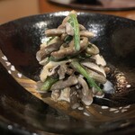 234431218 - ゼンマイと椎茸と菊名の胡麻添え