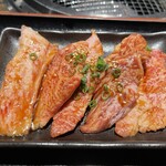 焼肉くろべこ - 