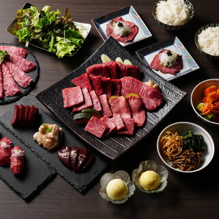 Enjoy Hokkaido's proud brand of beef, Shiretoko Beef, to your heart's content