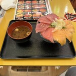 神戸牛と海鮮丼 にくあんど - 