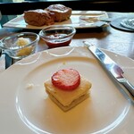 ザ ラウンジ＆バー - 