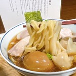 らーめん亭 ひなり竜王 - 特製醤油らーめん