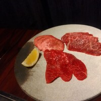 USHIMITSU NISHIAZABU - 