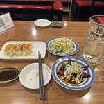 24時間 餃子酒場 秋葉原店 - 干し豆腐和えも追加