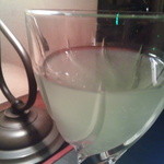 通常のｱｰｽｸｴｲｸは黄色です。何故緑なのか？はアブサンを入れてるから･・マニアック過ぎる･･。