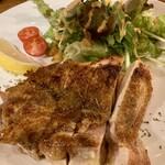 HAKONE TENT BAR - グリルチキン　皮パリ、コブサラダもたまに食べたい味