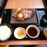 石焼ステーキ贅 山形嶋店 - サーロインステーキランチ