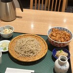 Teuchi Soba Ooishi - かき揚げ丼ランチ