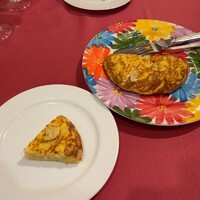 びいどろ 銀座店 - プラスで頼んだスペインオムレツ