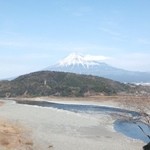 Michi No Eki Fuji Gawa Rakuza - 富士山眺めながらお食事♪