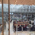 Hilton London Paddington - ラウンジから見る駅構内
