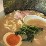 横浜家系ラーメン みさきや - 料理写真: