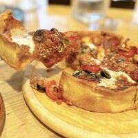 リオ・ブルーイング・コー ビストロアンドガーデン 東京ミッドタウン - シカゴピザ（シカゴクラシック）Sサイズ
