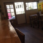 シャイン食堂 - 室内です。