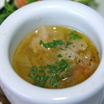 イルポッジョ - スープはヘルシーな味でお替わりしたい美味しさ