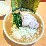 家系ラーメン 貫徹家 - 