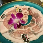 アグー豚しゃぶ＆沖縄料理 安里家 - お肉追加します