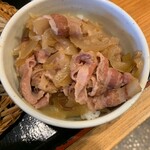 Sobakiriyakumpuu - ランチC 豚丼セット　1,000円　