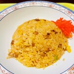 北京餃子 - チャーハンアップ(紅生姜は後付け)