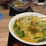 札幌味噌ラーメン専門店 けやき - 麺リフト