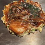 Okonomiyaki Kiji - ちから　餅が大きい！