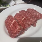 炭火焼肉ホルモン まるは - 