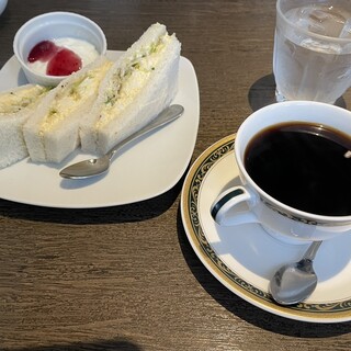 カフェ・ド・白亜_0