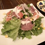 PIZZERIA E BAR BOSSO - 生ハムサラダ