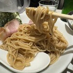 淡麗拉麺 己巳 - 麺リフト