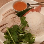 アジアン天国 - カオマンガイ(780円)
