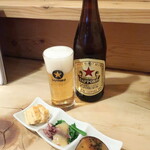 Oden Kisetsuryouri Toyota - 瓶ビール（サッポロラガービール），お通し