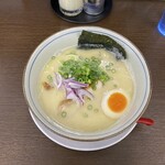 鶏白湯ラーメン 一ノ瀬 - 鶏白湯(かた)(¥900)