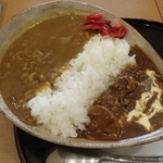 Ryougoku Kokugidou - カレー・ハッシュドビーフ合い盛り　900円