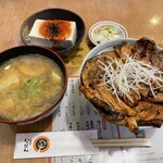 十勝豚丼 いっぴん - 