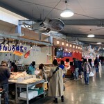 糸満漁業協同組合 お魚センター - お魚センター内