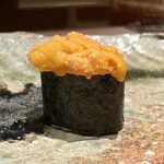 千葉たかおか - 馬糞雲丹 軍艦巻き