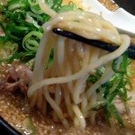 来来亭 - 味噌ラーメンの麺は普通のラーメンの麺より太目