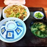 さんろくラーメン - モツ炒め定食　800円