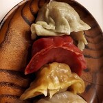Shin Tachi Roman - 餃子全種類(焼き、青唐辛子、にんにく、大葉)300円
