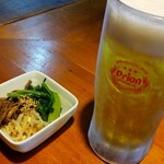 Yakiniku Yaima - ナムルとビール
