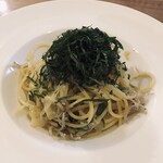 Pizzeria Abbiocco - しらすと大葉のオイルソースのパスタ