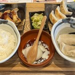 肉汁餃子のダンダダン - 