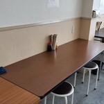 ラーメンジャパン - カウンター席