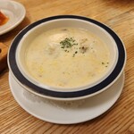 つばめグリル - エビとホタテがゴロゴロ入ったスープ
