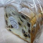 ブーランジェリー ビアンヴニュ - レーズン食パン ¥315