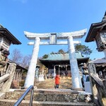 Gyarari Arita - 陶山神社。なんと、この鳥居、磁器製ですよ!! 流石は、陶磁器の町、有田!!