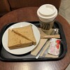 Starbucks - 料理写真:ツナサンドとトールラテ