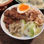 Toukyou Taiwan - ランチセットの魯肉飯と鶏肉飯のハーフ＆ハーフ