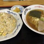 御食事処絹出屋 - チャーハンセット