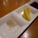 ホルモン焼肉　ぶち - 塩・レモン・タレ
